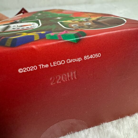 LEGO 854050 Snowman & Reindeer Ornament Set (126 Pcs) Factory Sealed NWT 2020 - Picture 4 of 7